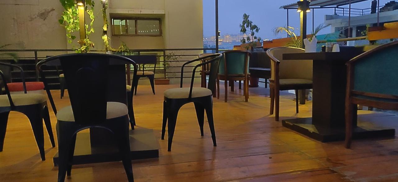 Hotel Vip Udaipur Ngoại thất bức ảnh